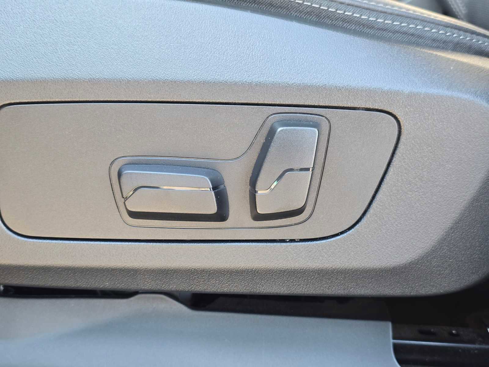 Used 2025 BMW X1 xDrive28i image 23