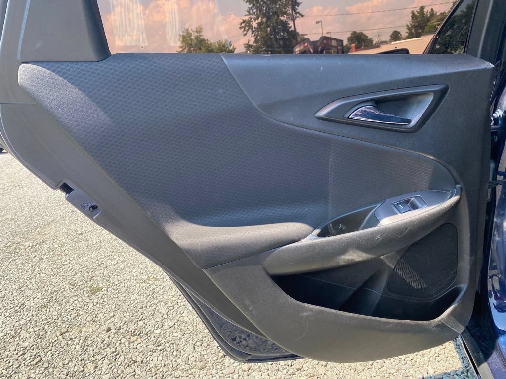 Used 2022 Chevrolet Malibu LT FWD image 13