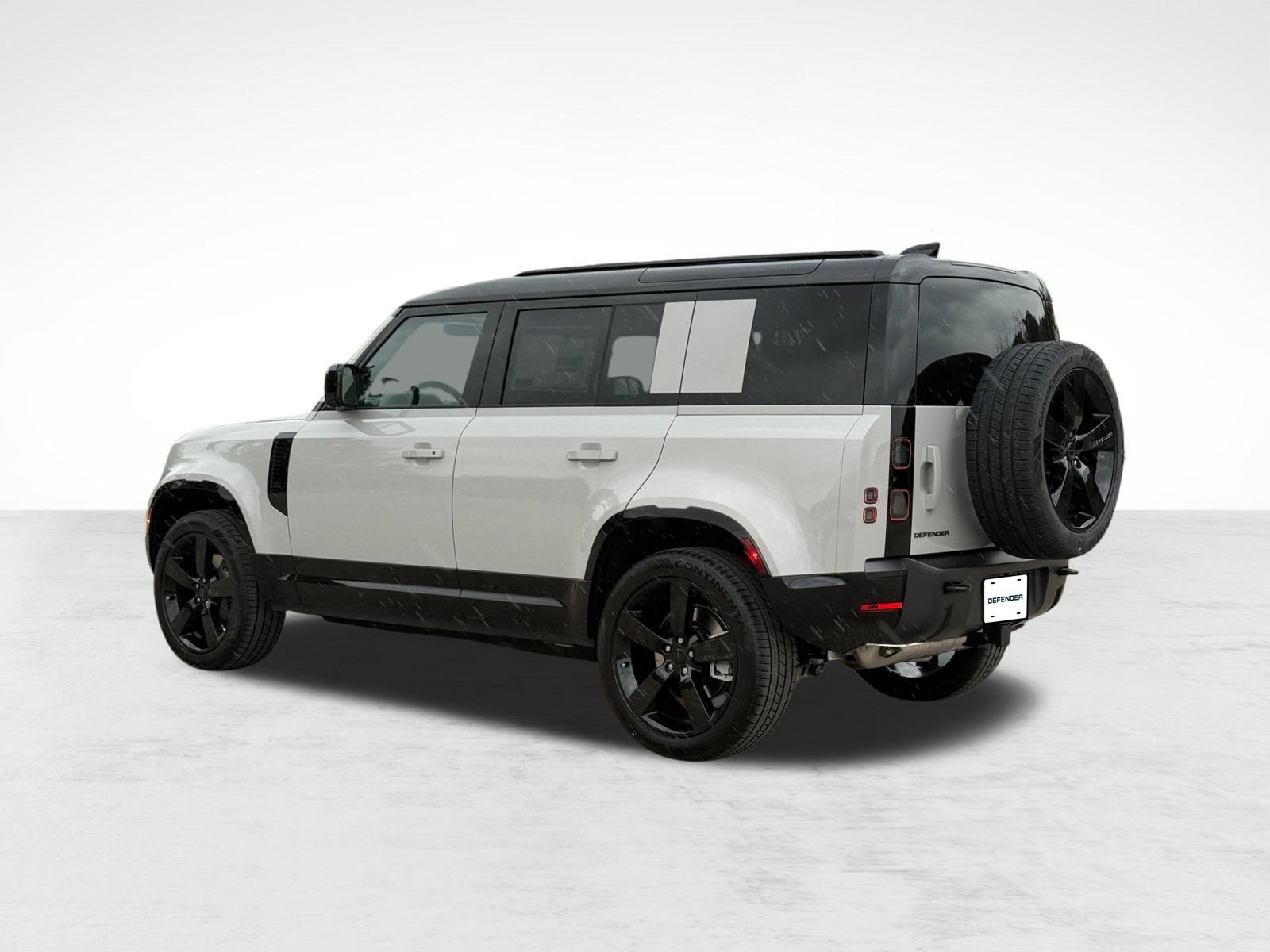 Used 2026 Land Rover Defender 110 X-Dynamic SE AWD/4WD image 3
