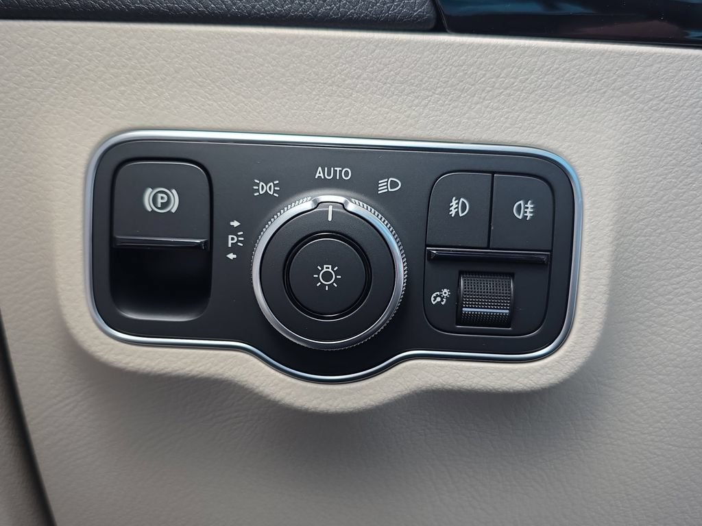 New 2026 Mercedes-Benz GLA 250 4MATIC image 27