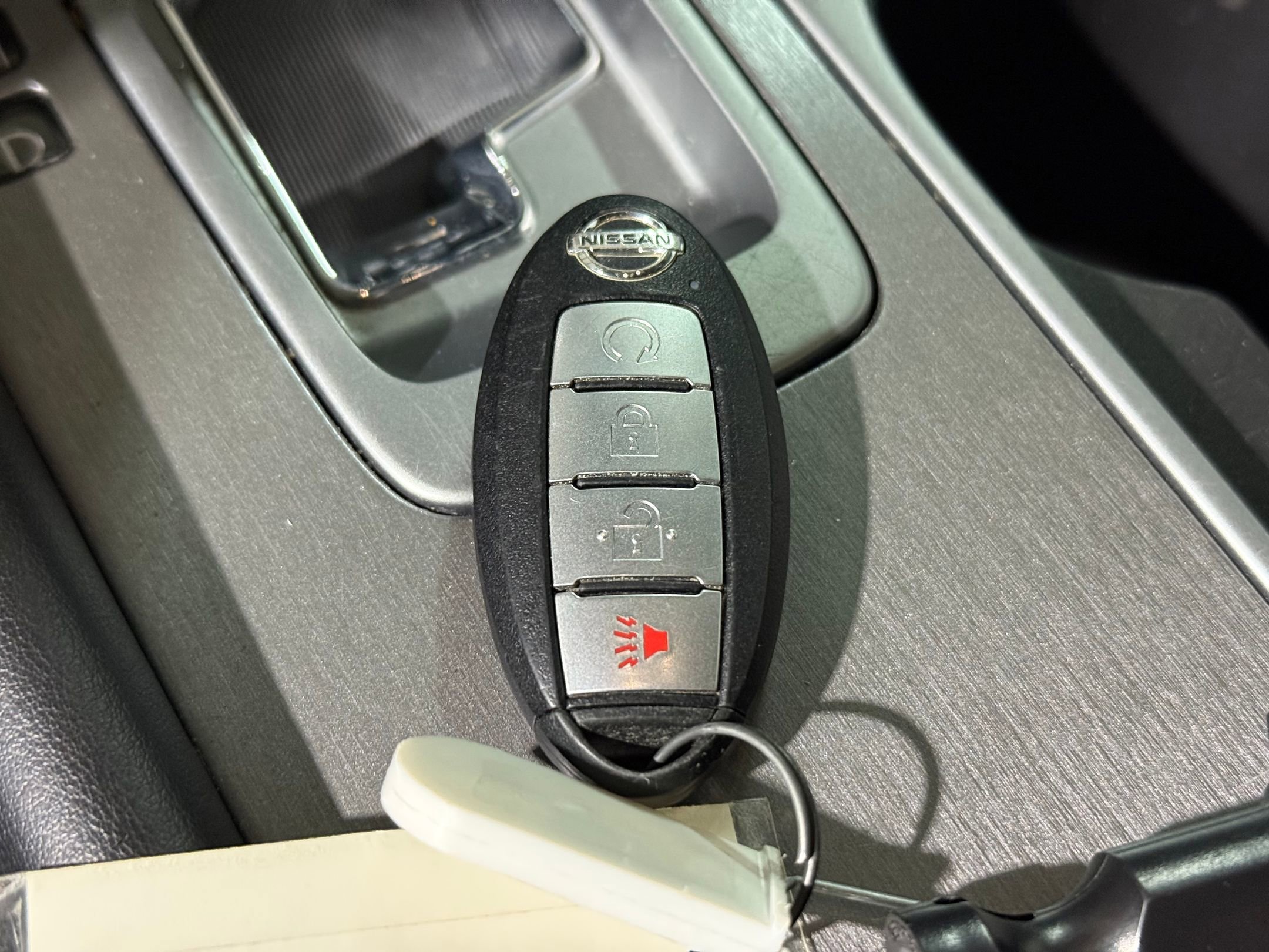 Used 2020 Nissan Murano SV image 28