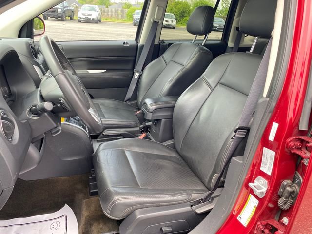 Used 2017 Jeep Compass High Altitude FWD image 15