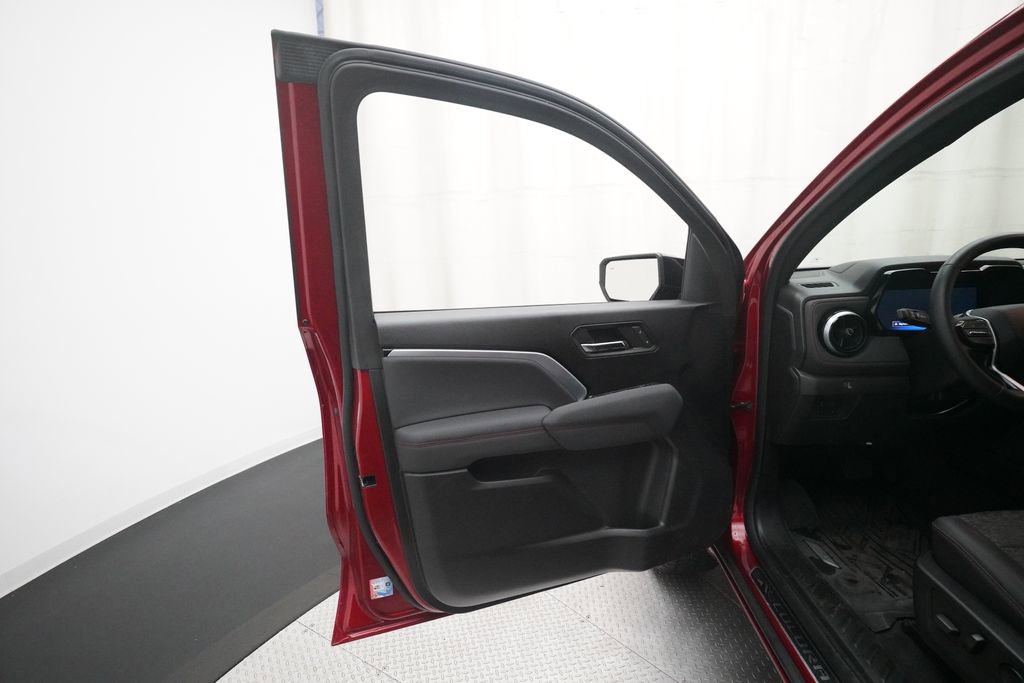 Certified 2024 Chevrolet Colorado Z71 w/ LPO, Dark Essentials Package image 27