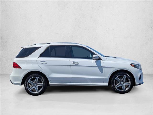 Used 2016 Mercedes-Benz GLE 400 4MATIC image 4