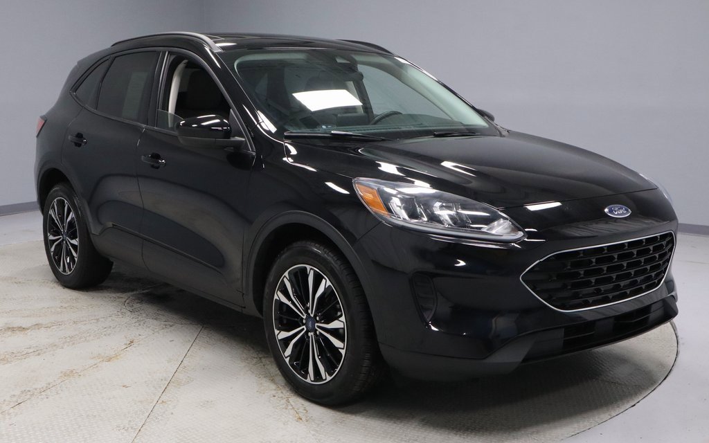 Certified 2022 Ford Escape SE w/ SE Sport Appearance Package image 1