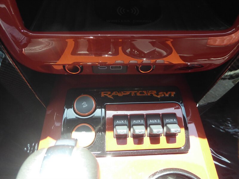 Used 2010 Ford F150 Raptor AWD/4WD image 21