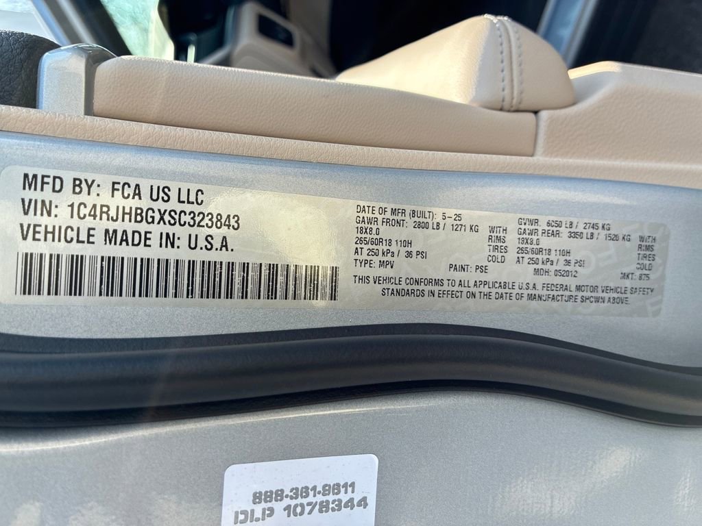 New 2025 Jeep Grand Cherokee Limited image 28