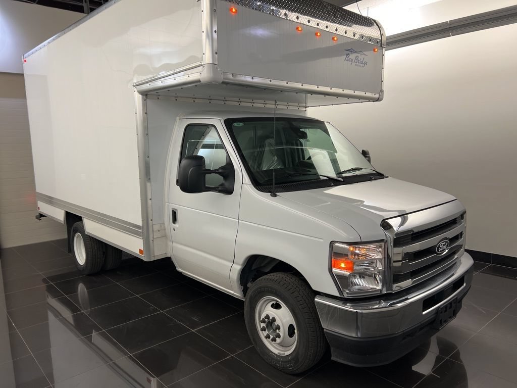 New 2026 Ford E-350 and Econoline 350 Super Duty w/ Power Equipment Group RWD image 1