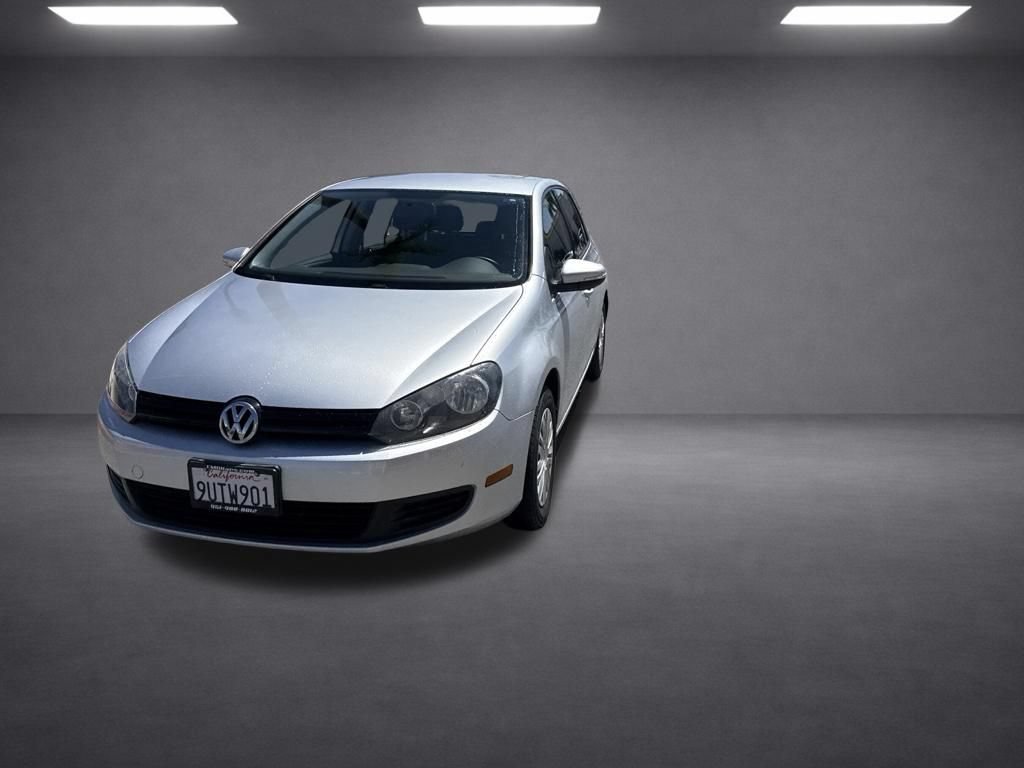 Used 2012 Volkswagen Golf 4-Door FWD image 5