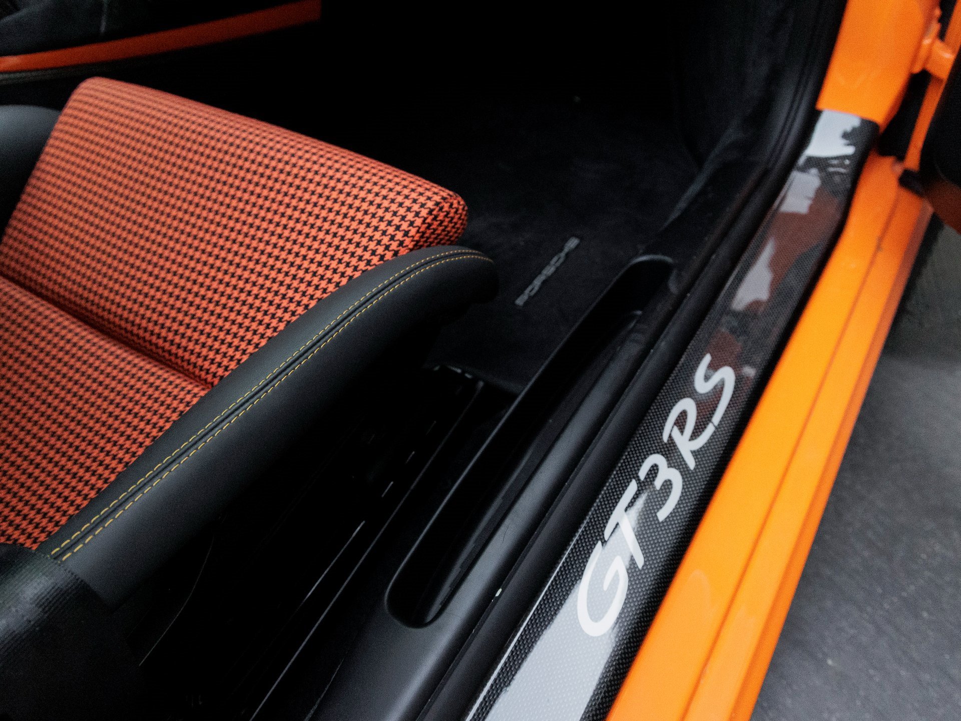 Used 2008 Porsche 911 GT3 RS image 39