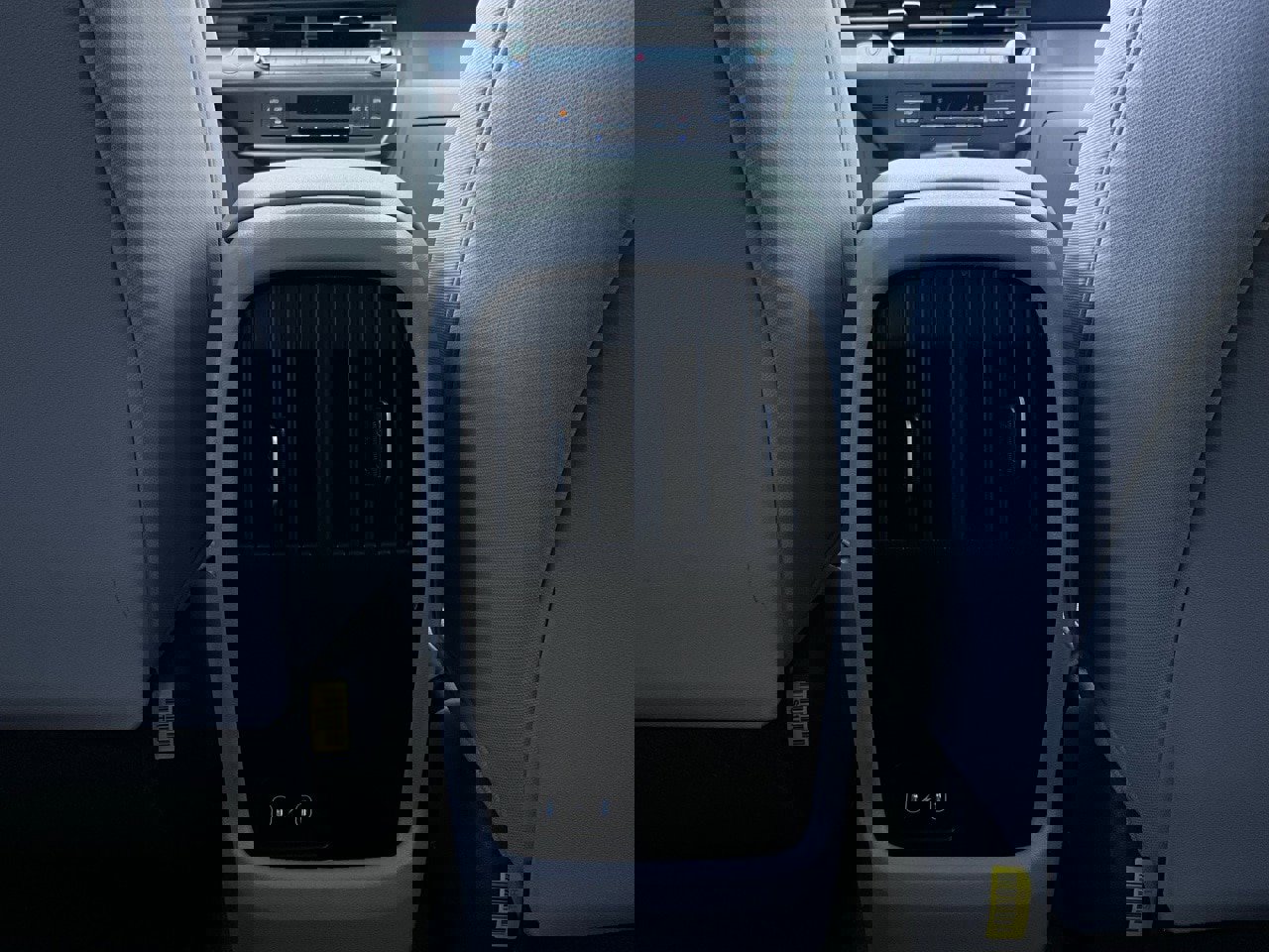 Used 2025 Hyundai Kona SEL image 13