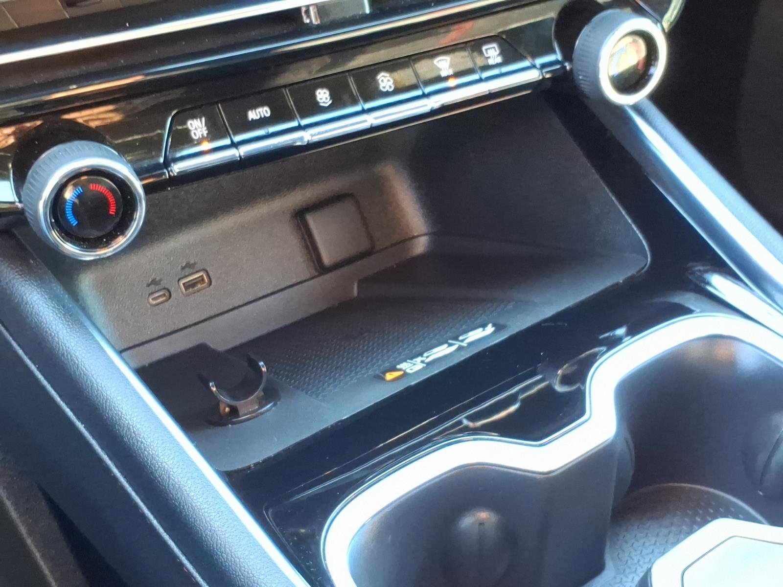 Certified 2024 Chevrolet Traverse RS w/ LPO, Floor Liner Package image 25