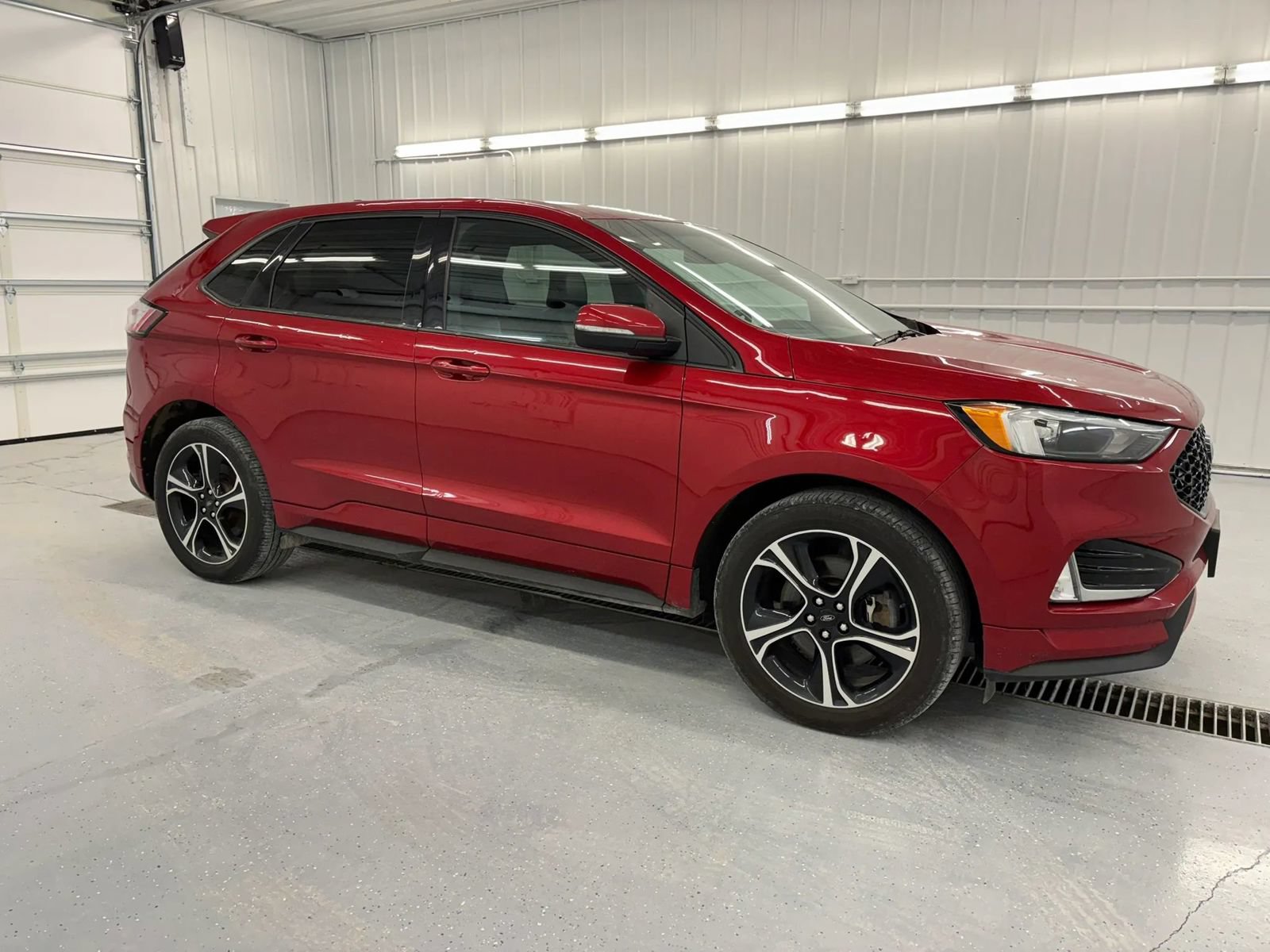 Used 2020 Ford Edge ST w/ Cold Weather Package