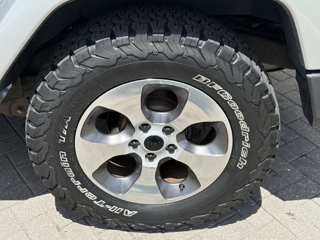 Used 2016 Jeep Wrangler Unlimited Sahara AWD/4WD image 31