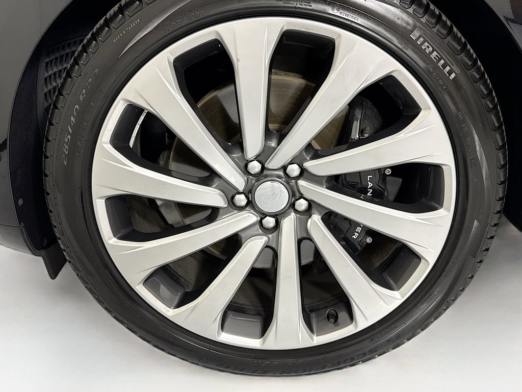 Used 2023 Land Rover Range Rover Long Wheelbase Autobiography AWD/4WD image 30