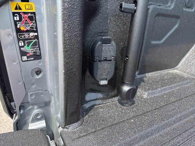 New 2025 GMC Sierra 2500 AT4 w/ AT4 Premium Plus Package image 19