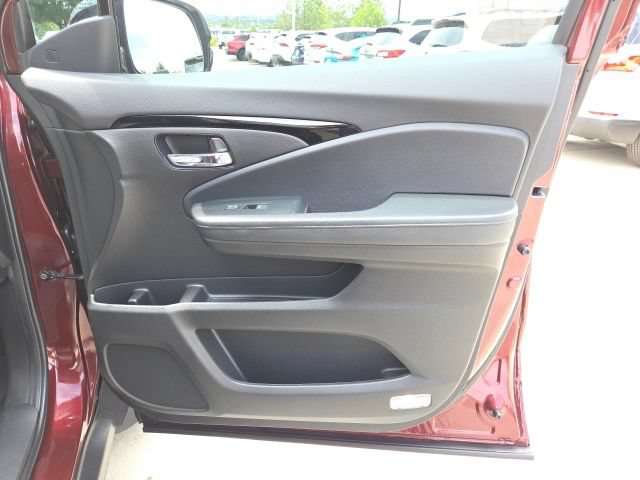 Certified 2021 Honda Passport Elite image 28
