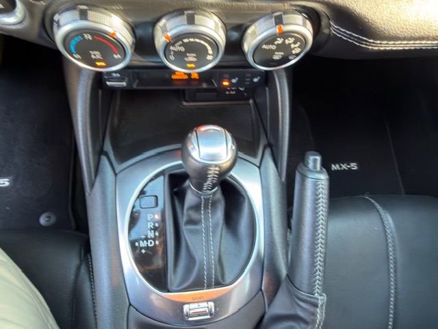 Used 2023 MAZDA MX-5 Miata Grand Touring RWD image 6