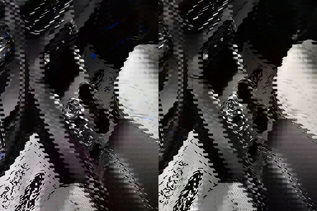 New 2025 Ford Escape SE w/ PHEV Premium Package image 42