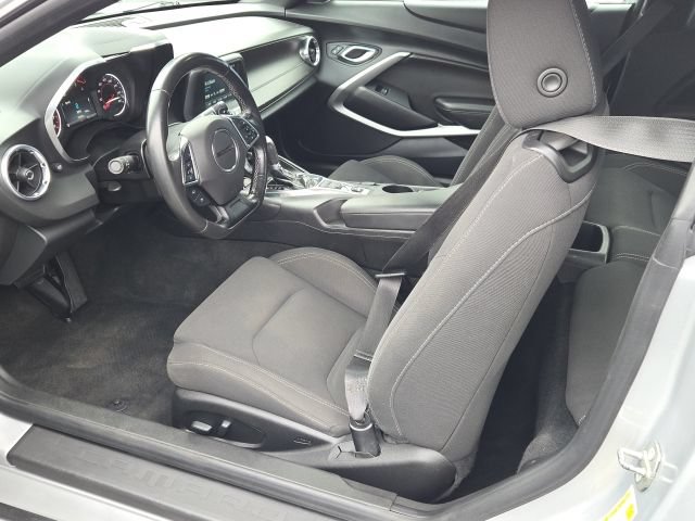 Used 2018 Chevrolet Camaro LT w/ RS Package RWD image 9