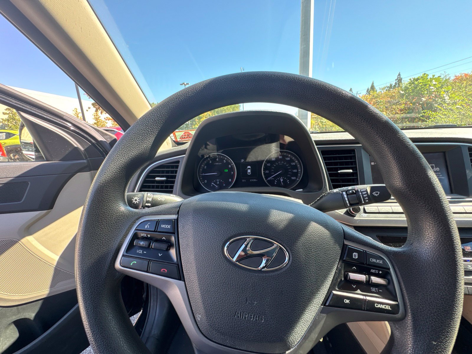 Used 2018 Hyundai Elantra SEL FWD image 17