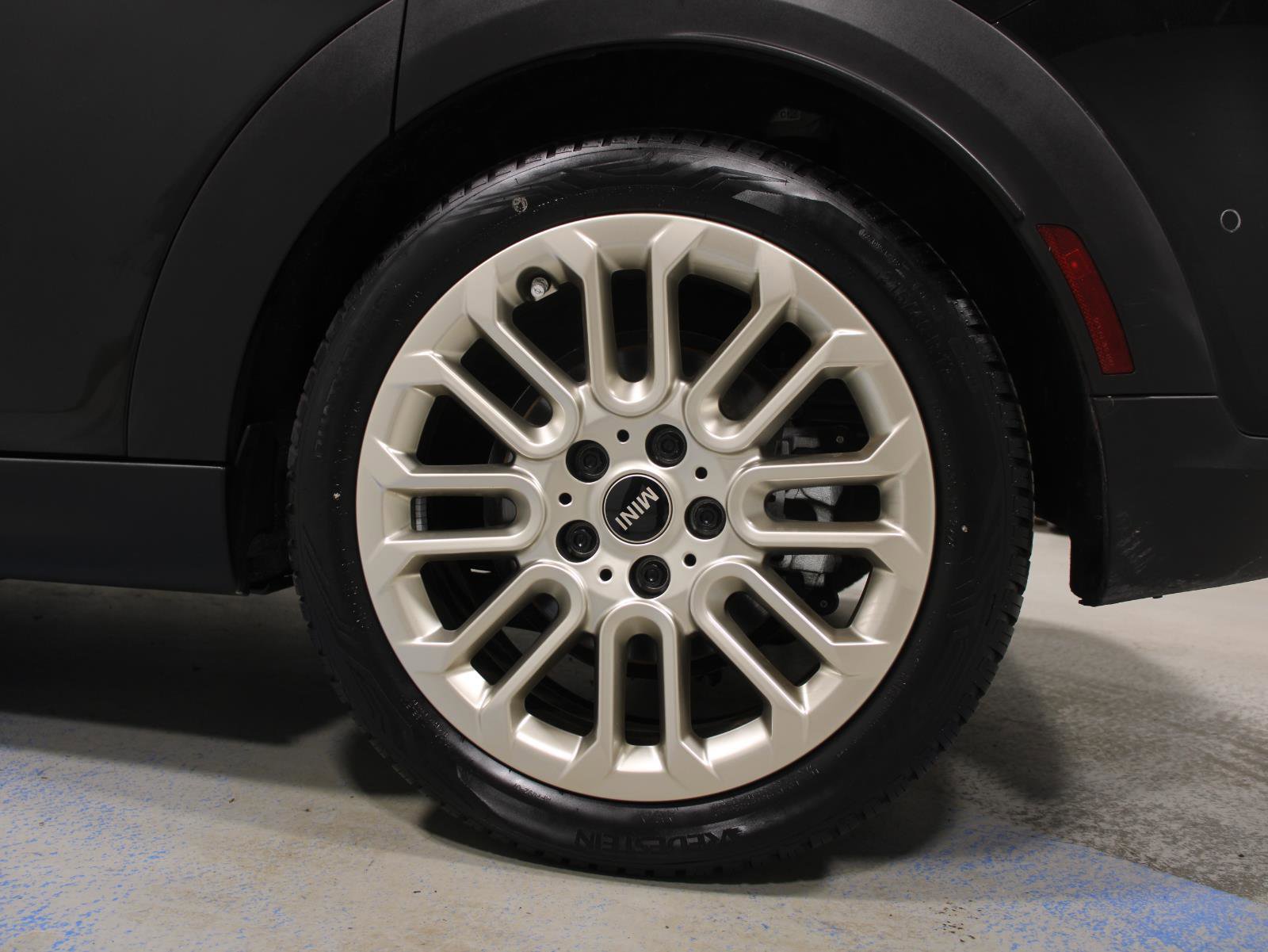 Certified 2025 MINI Cooper S image 24