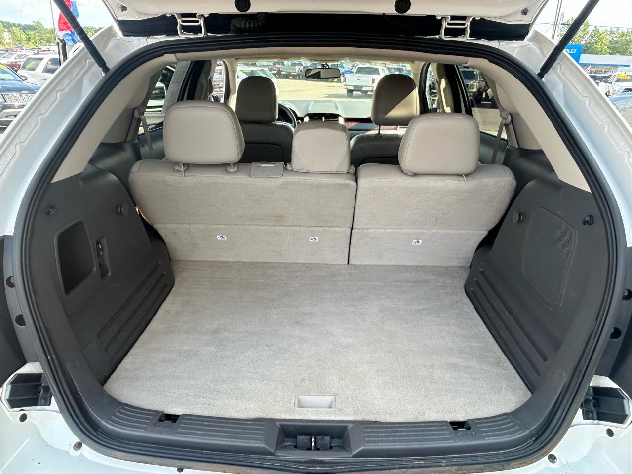 Used 2011 Ford Edge Limited FWD image 17
