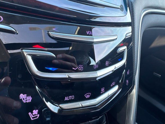 Used 2016 Cadillac XTS Luxury FWD image 18