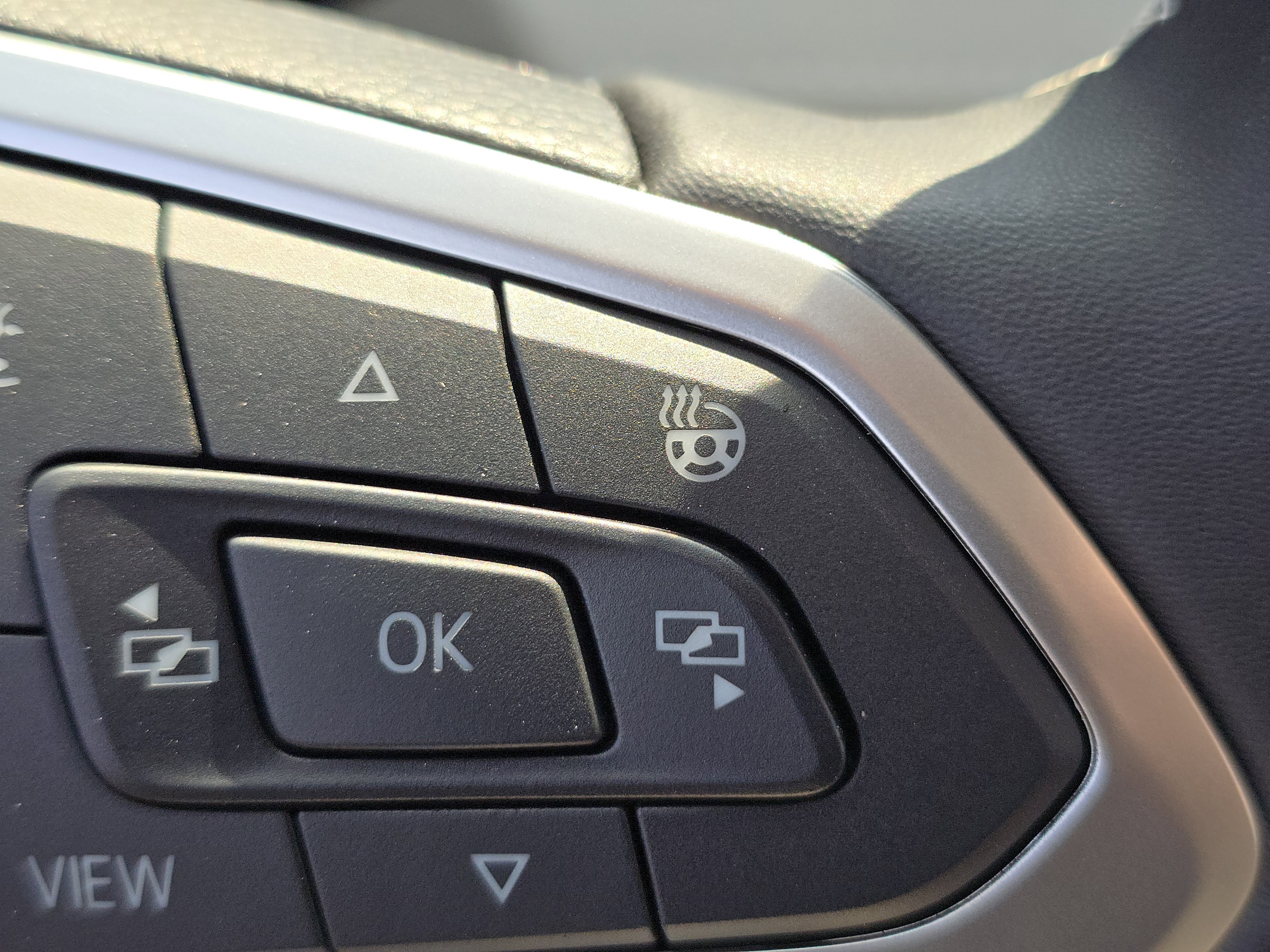 New 2025 Volkswagen Taos S image 12