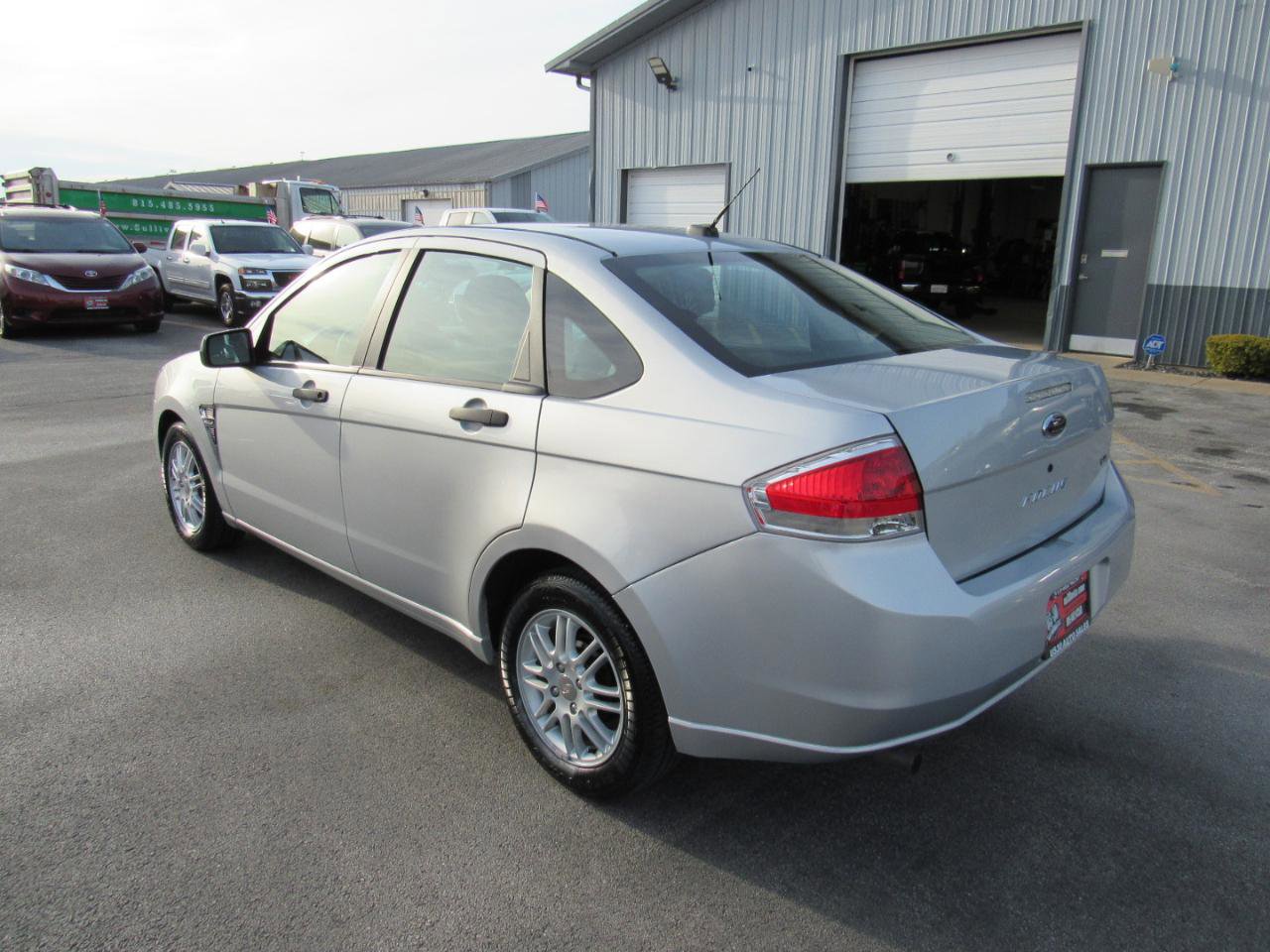 Used 2008 Ford Focus SE image 4