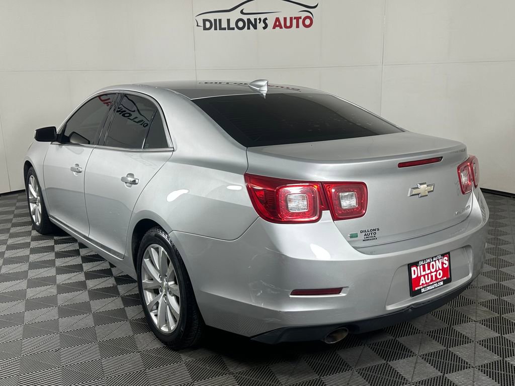 Used 2016 Chevrolet Malibu LTZ FWD image 4