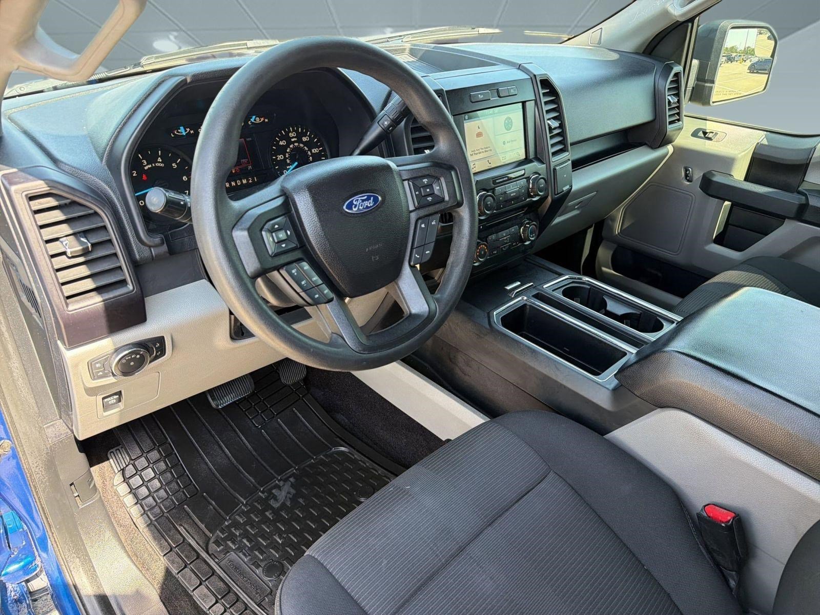 Used 2017 Ford F150 XL w/ Equipment Group 101A Mid image 4