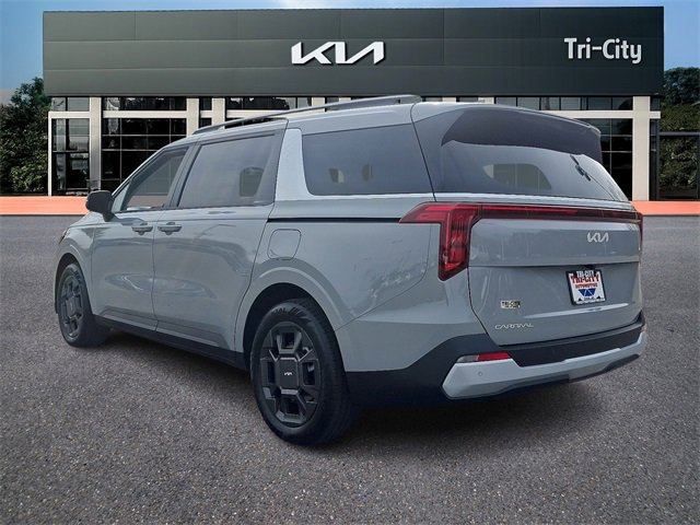 New 2026 Kia Carnival EX image 3
