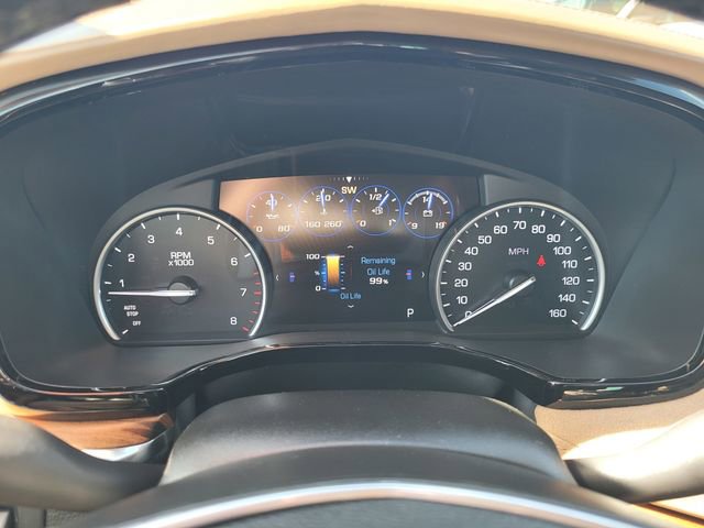 Used 2017 Cadillac XT5 Platinum w/ Driver Assist Package image 29