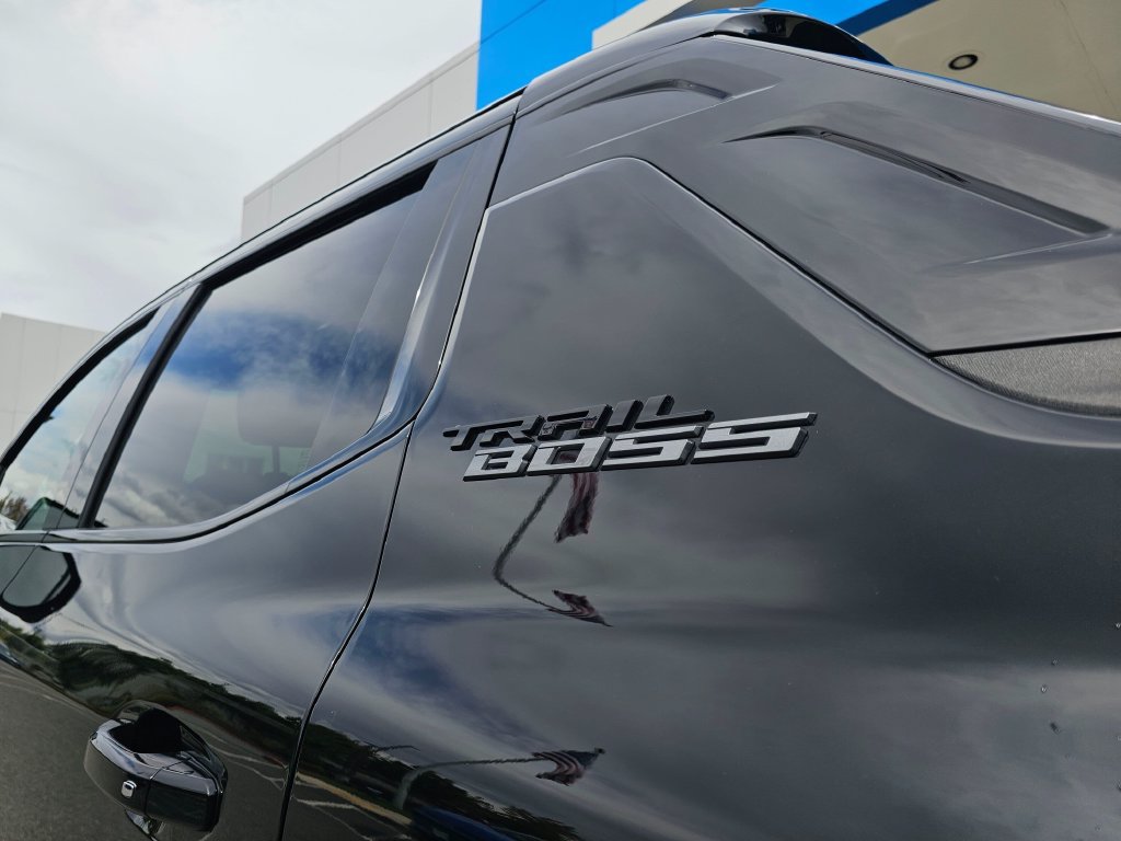 Used 2026 Chevrolet Silverado EV Trail Boss AWD/4WD image 20