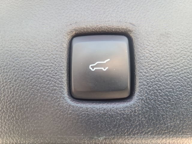 Used 2024 Ford Escape ST-Line w/ Tech Pack #1 FWD image 10