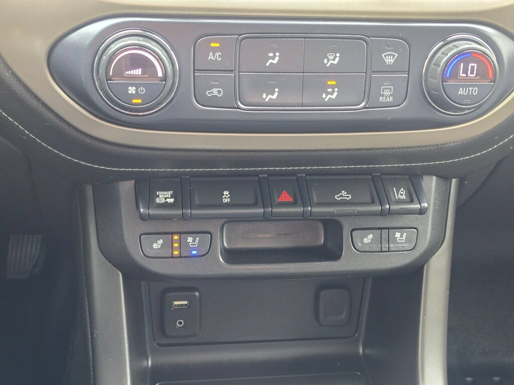 Used 2018 GMC Canyon Denali AWD/4WD image 29