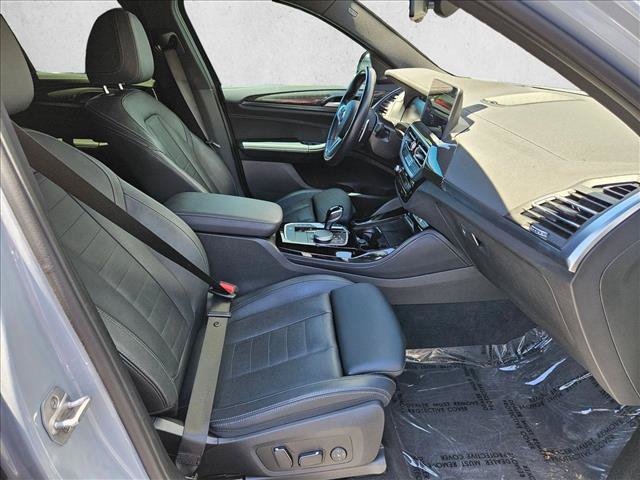 Used 2024 BMW X4 M40i AWD/4WD image 26