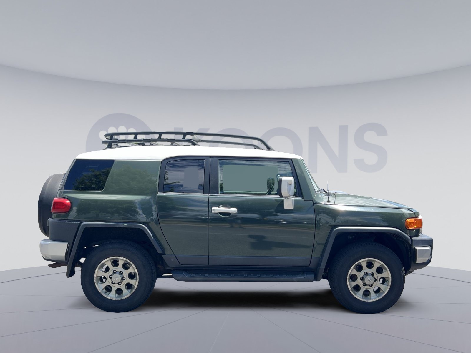 Used 2012 Toyota FJ Cruiser 4WD w/ Upgrade Pkg image 8