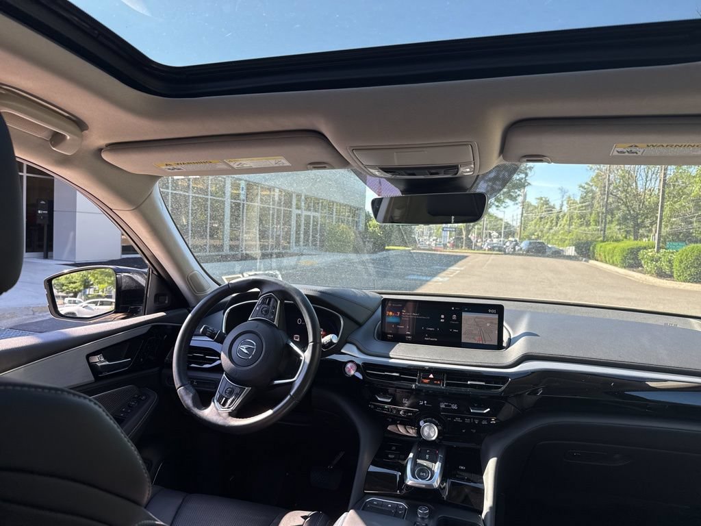 Used 2023 Acura MDX SH-AWD w/ Technology Package image 8