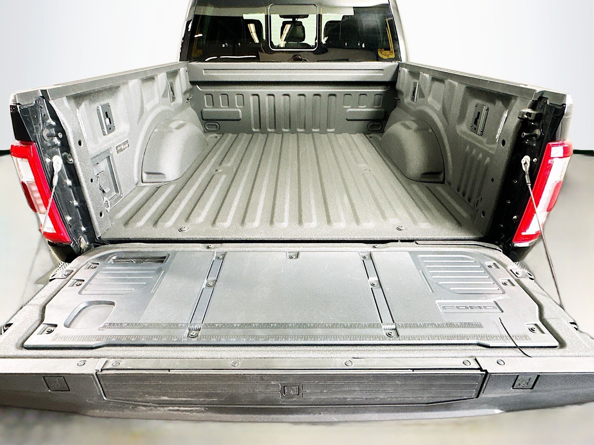 Used 2023 Ford F150 Platinum w/ Equipment Group 701A High image 26