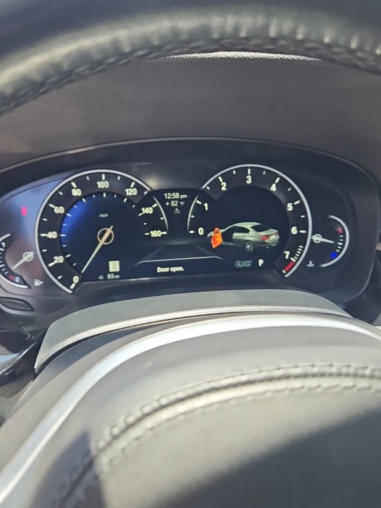 Used 2018 BMW 530i w/ M Sport Package RWD image 14