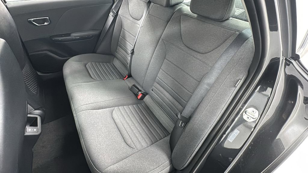 New 2025 Kia K4 EX image 12