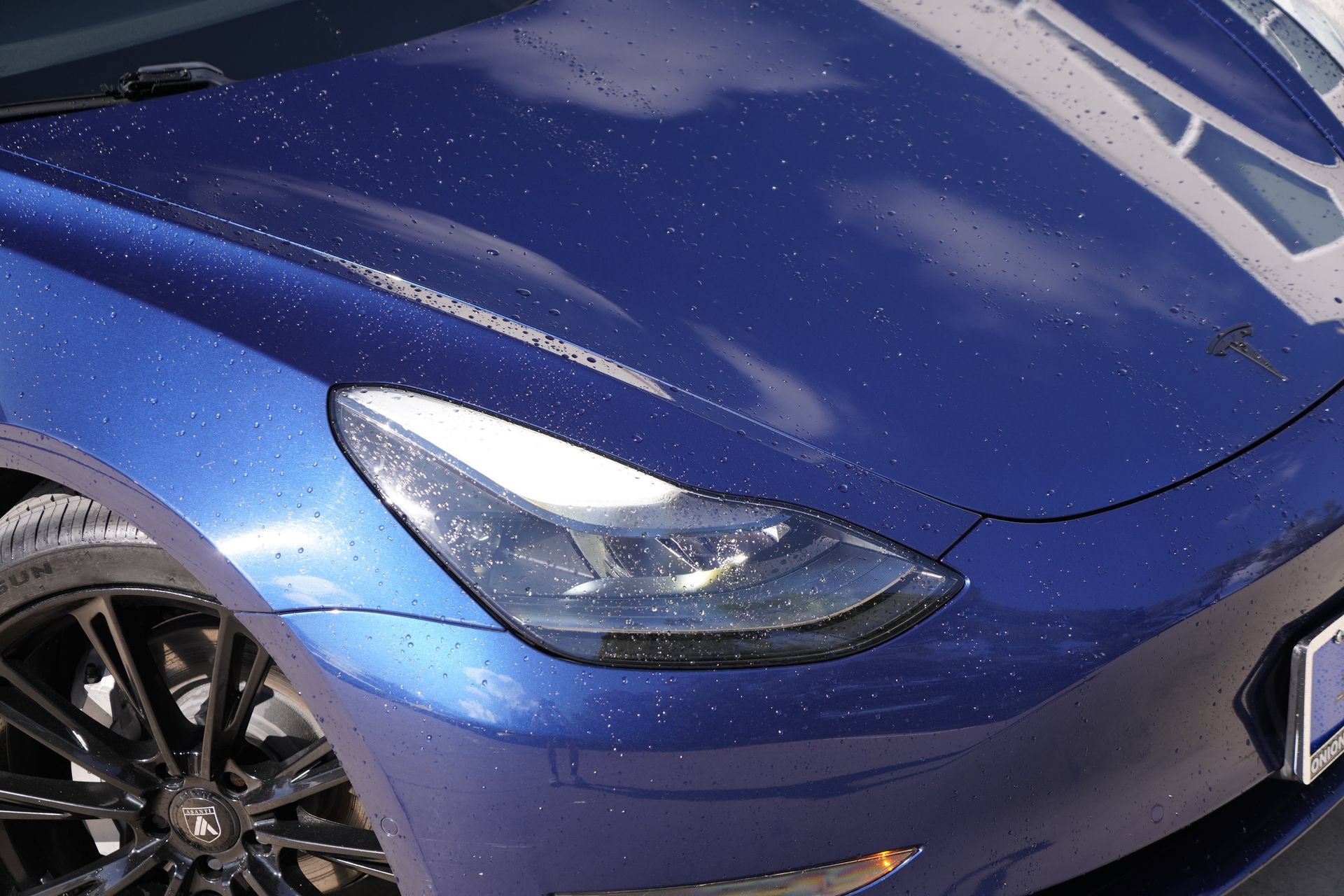 Used 2021 Tesla Model 3 Standard Range Plus RWD image 2