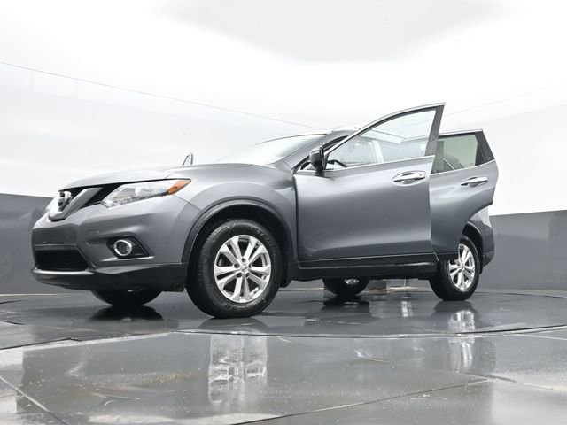 Used 2015 Nissan Rogue SV w/ SV Premium Package image 32
