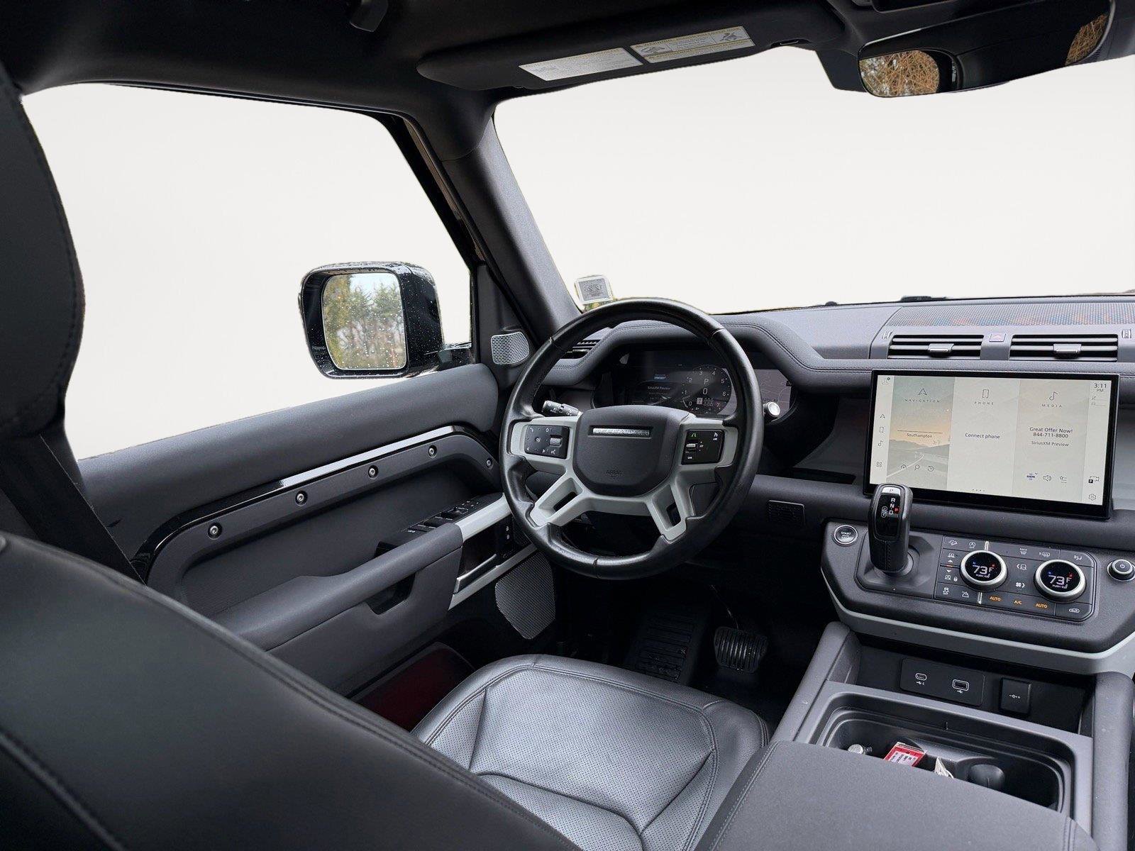 Used 2023 Land Rover Defender 130 SE image 12