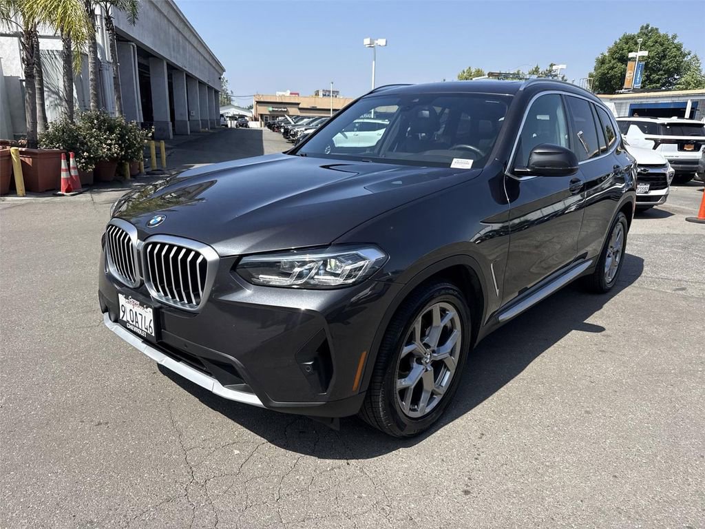 Used 2024 BMW X3 sDrive30i image 7