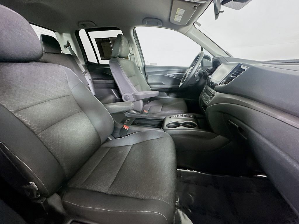 Used 2023 Honda Ridgeline Sport image 12