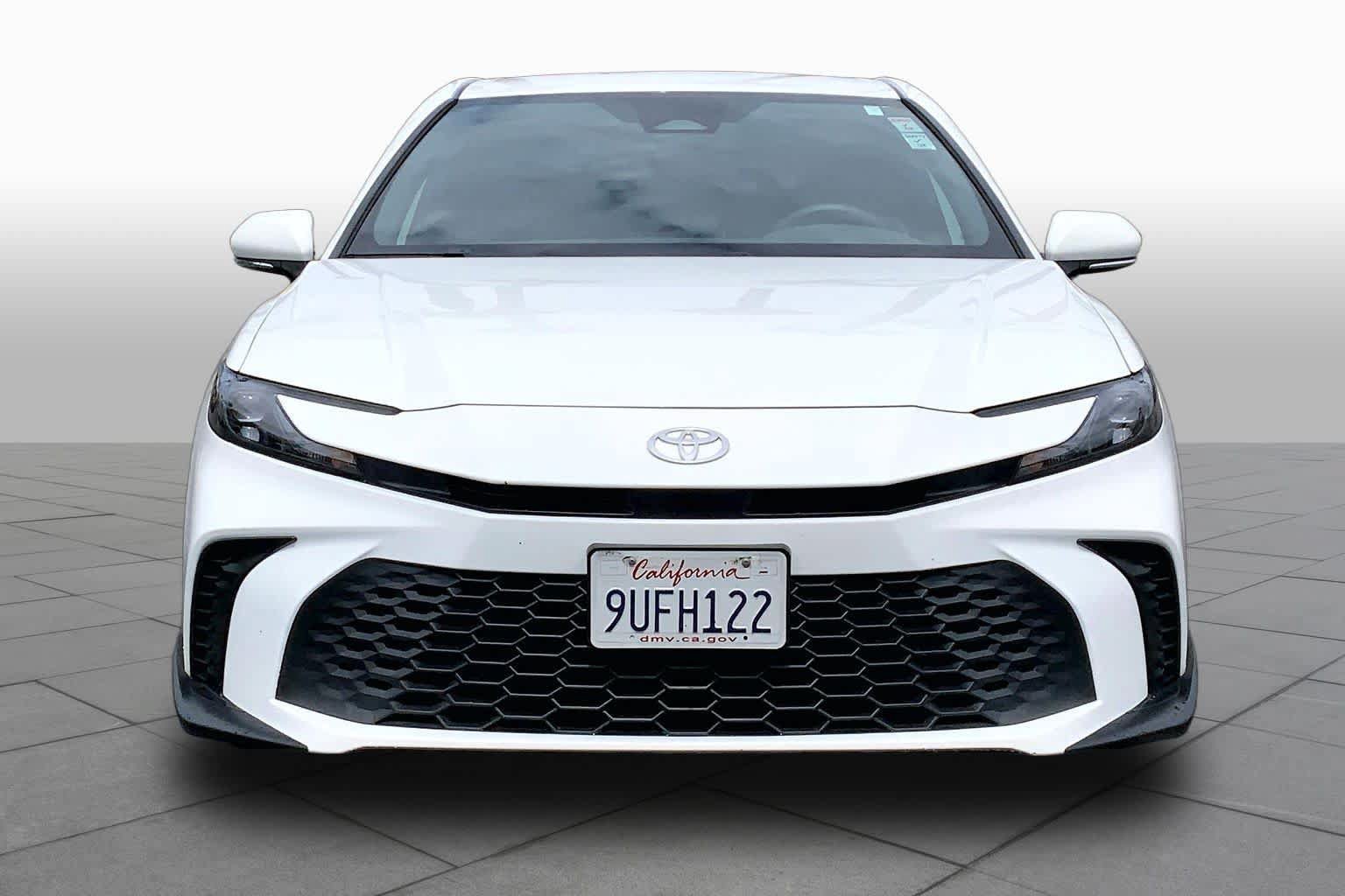 Certified 2025 Toyota Camry SE w/ Convenience Package FWD image 3