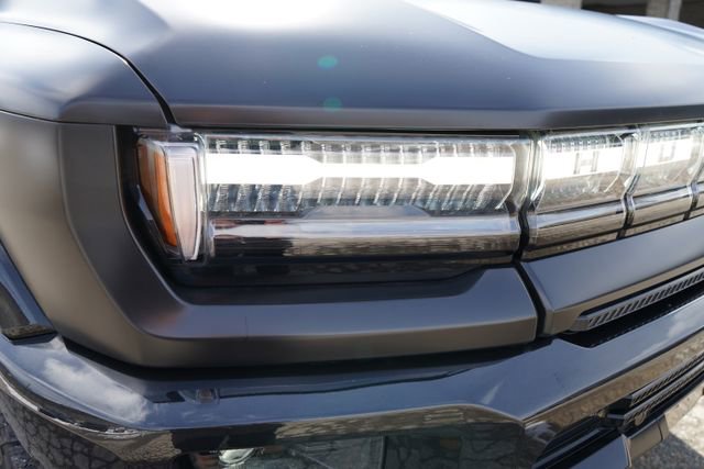 Used 2024 GMC Hummer EV 3X w/ LPO, Illumination Package image 97